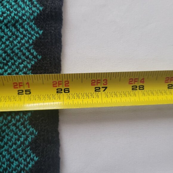 Le Moda Women's Zig Geometric Fringe Multi-colored Poncho (Size: One Size) - Picture 11 of 12